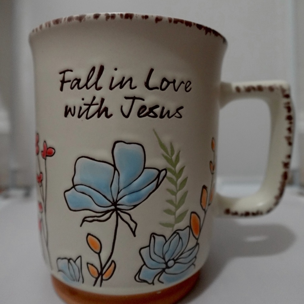 2pieces Cream Floral 'Fall in Love with Jesus' Ceramic Mug